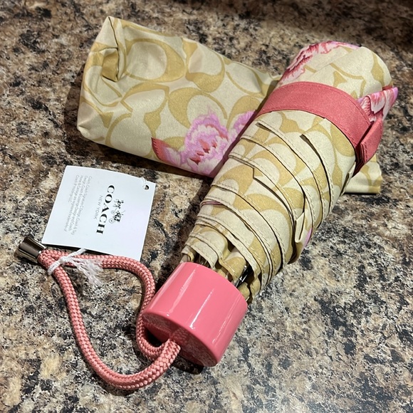 Coach LIMITED EDITION Mini Umbrella In Signature Kaffe Fassett Print - Picture 5 of 5